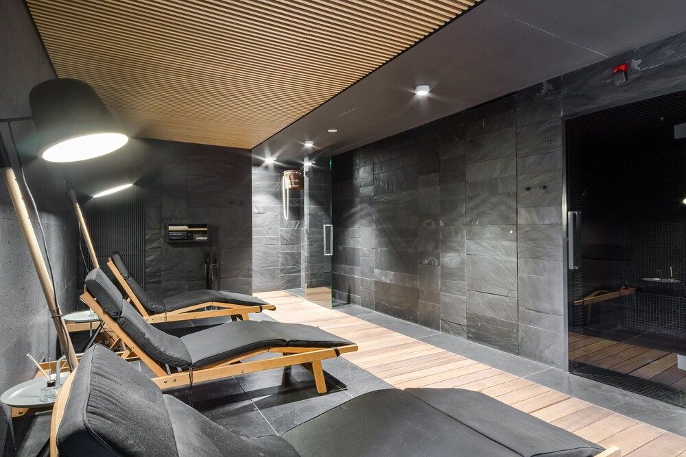 undefined Elite Apartments By the Sea 4