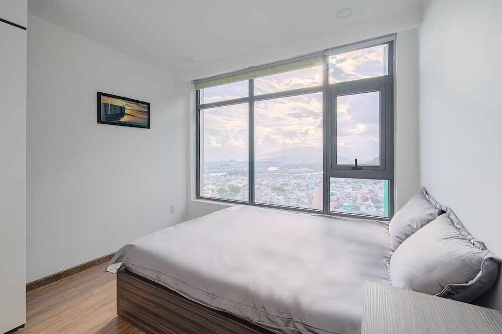 Comfort Apartment, City View