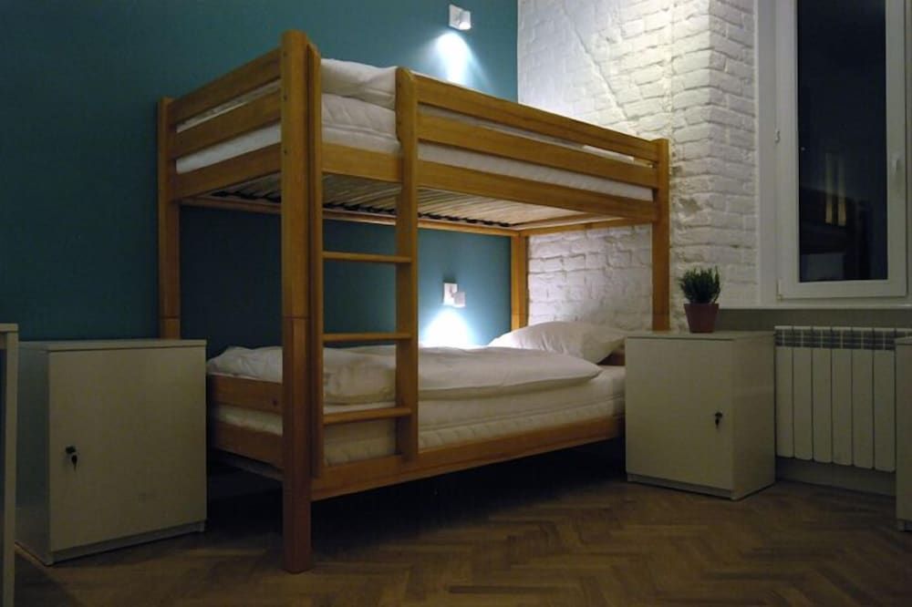 Quadruple Room (Turkus)