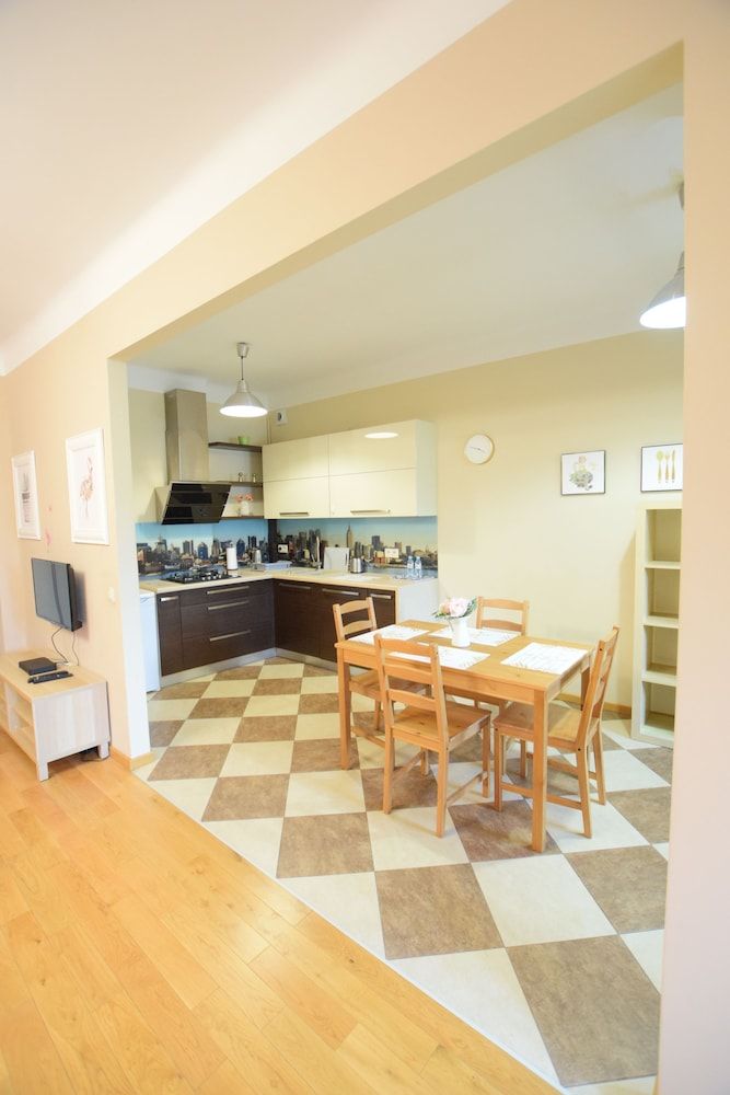 undefined Elegant Apartment Old Town III 9