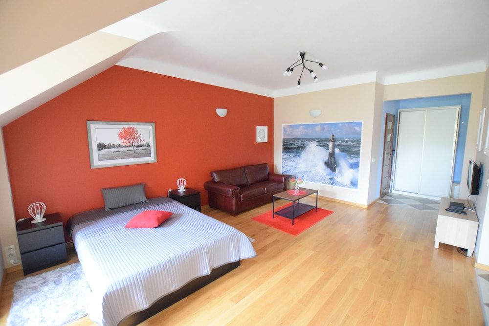 undefined Elegant Apartment Old Town III 2