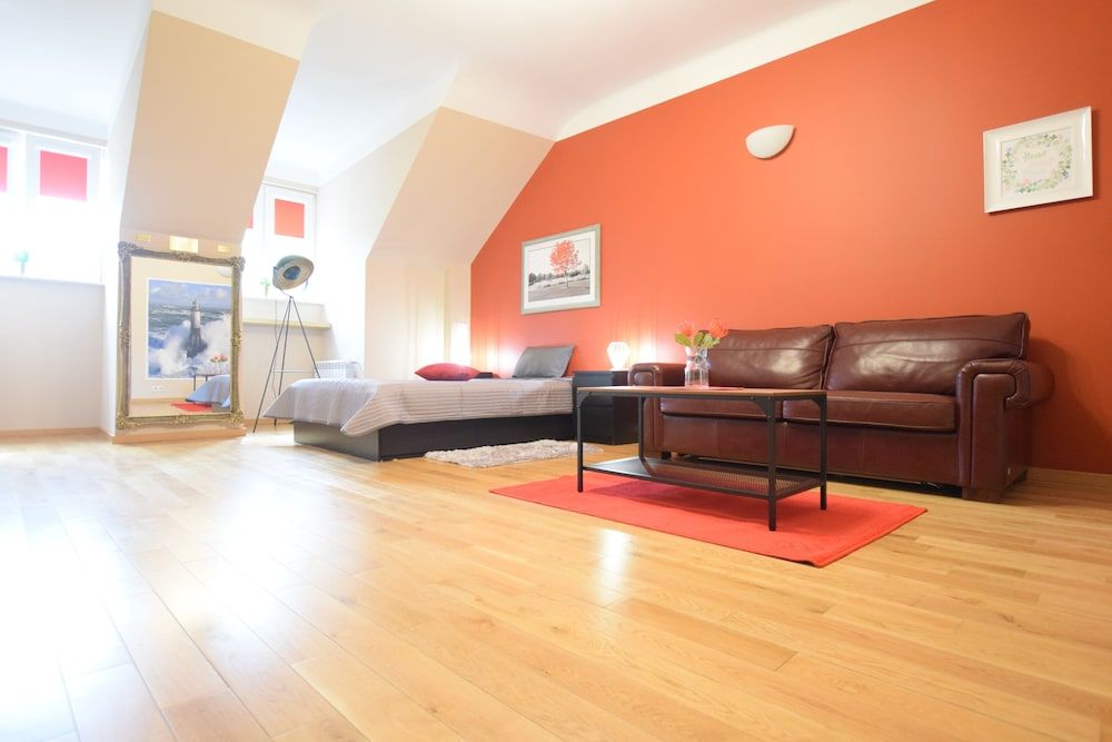 undefined Elegant Apartment Old Town III