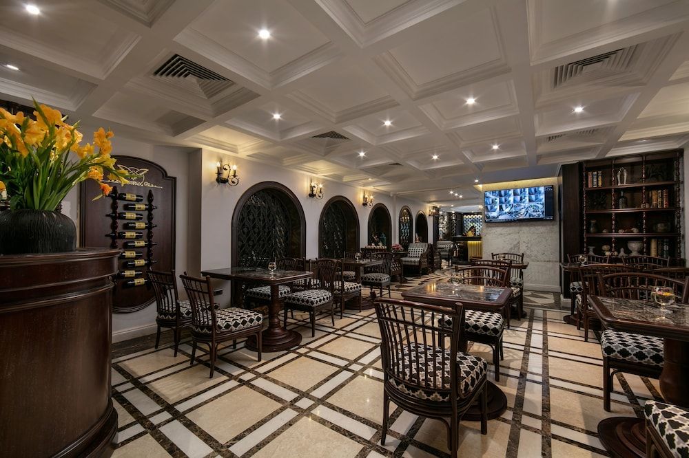 undefined Canary Hanoi Hotel 9