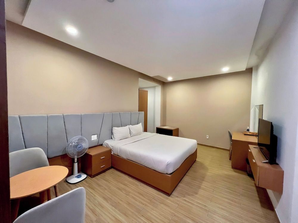 Gold View Hotel Da Lat Standard Double Room, 1 Queen Bed 3
