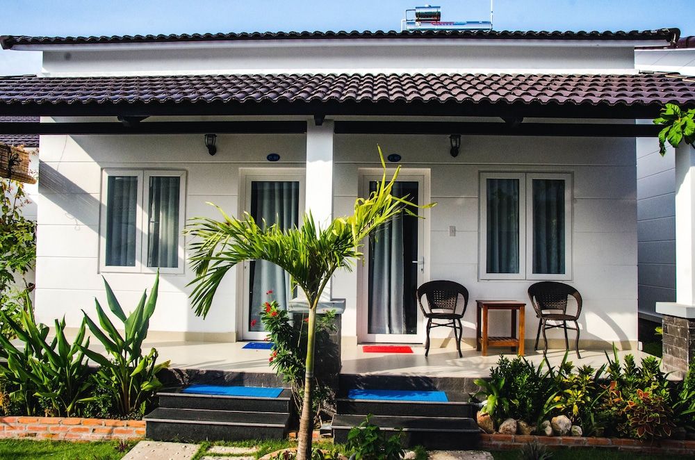 undefined Anna Nguyen Resort Bungalow
