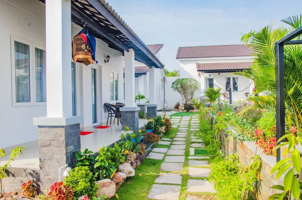 undefined Anna Nguyen Resort Bungalow 6