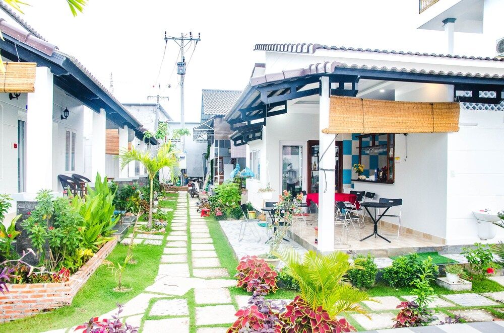 undefined Anna Nguyen Resort Bungalow 2