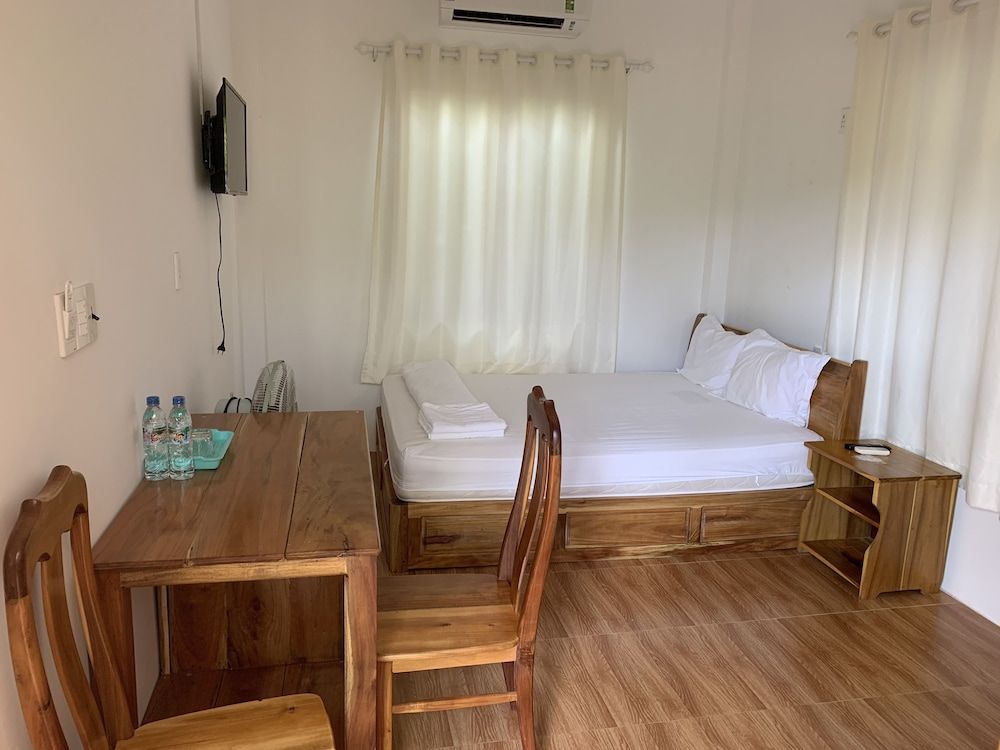 undefined Bungalow Tai Phat 4