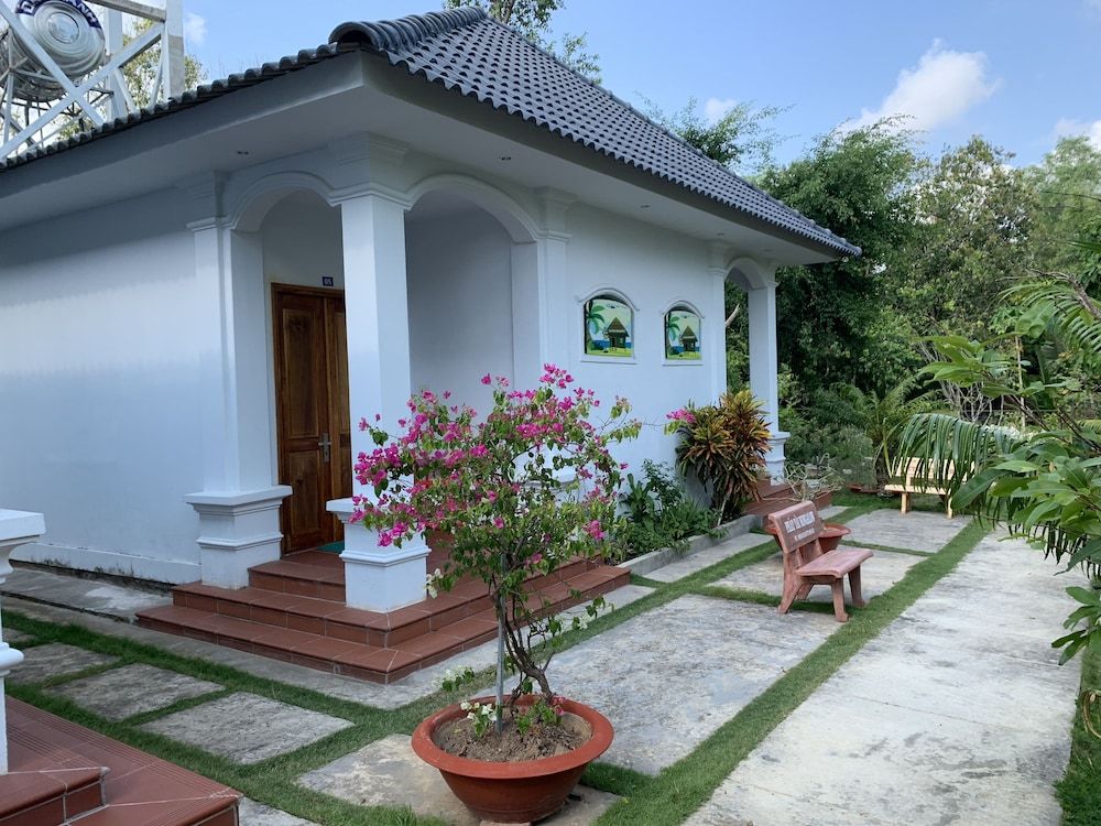 undefined Bungalow Tai Phat 9