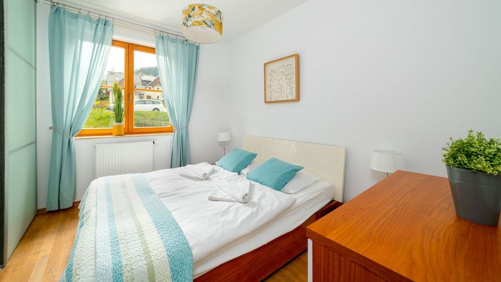 Apartment (Myśliwska 52/1)
