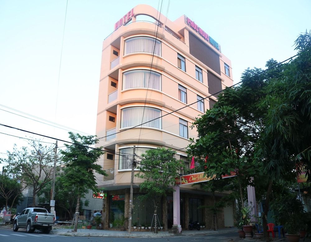 undefined Phuc Ngoc Hotel 2