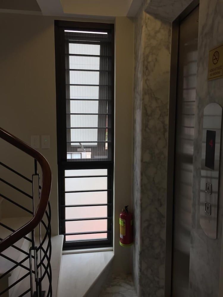 undefined D Hanoi 8