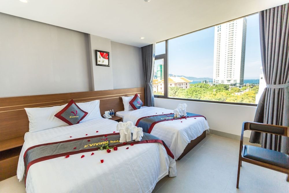 undefined Vivian Hotel 2