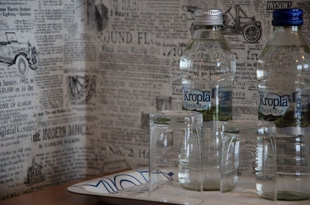 West Hotel Basic Double Room, 1 Queen Bed 3