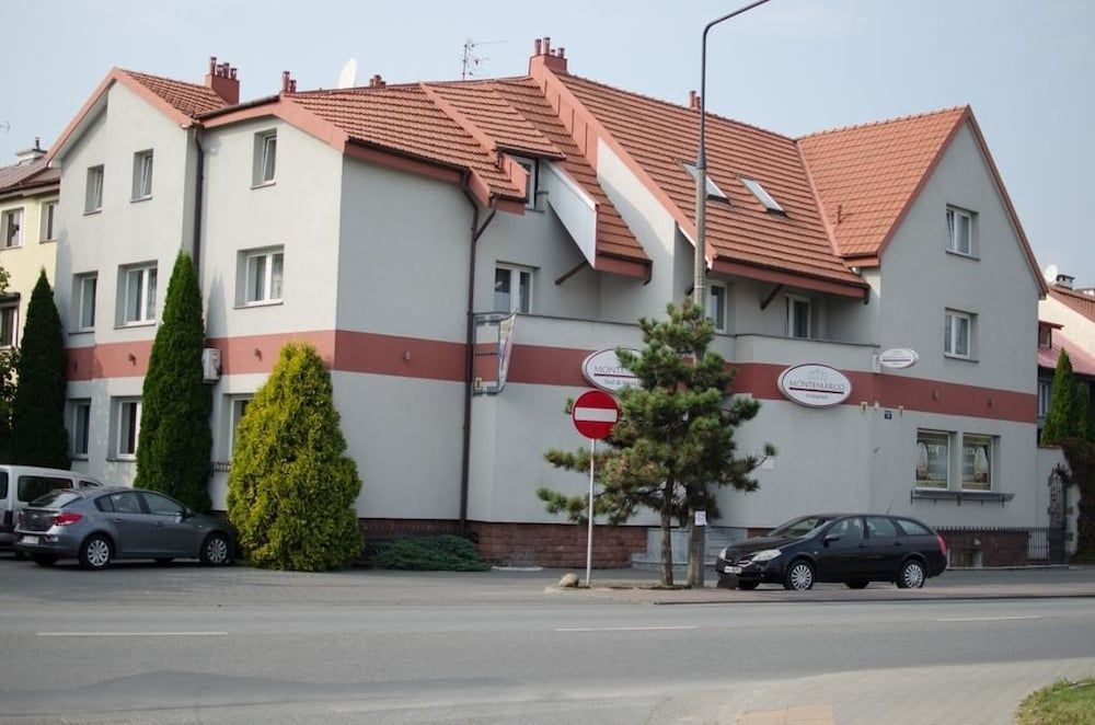 undefined West Hotel 6