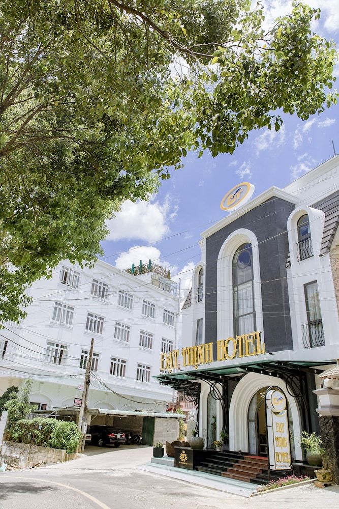 undefined Dat Thinh Hotel 4