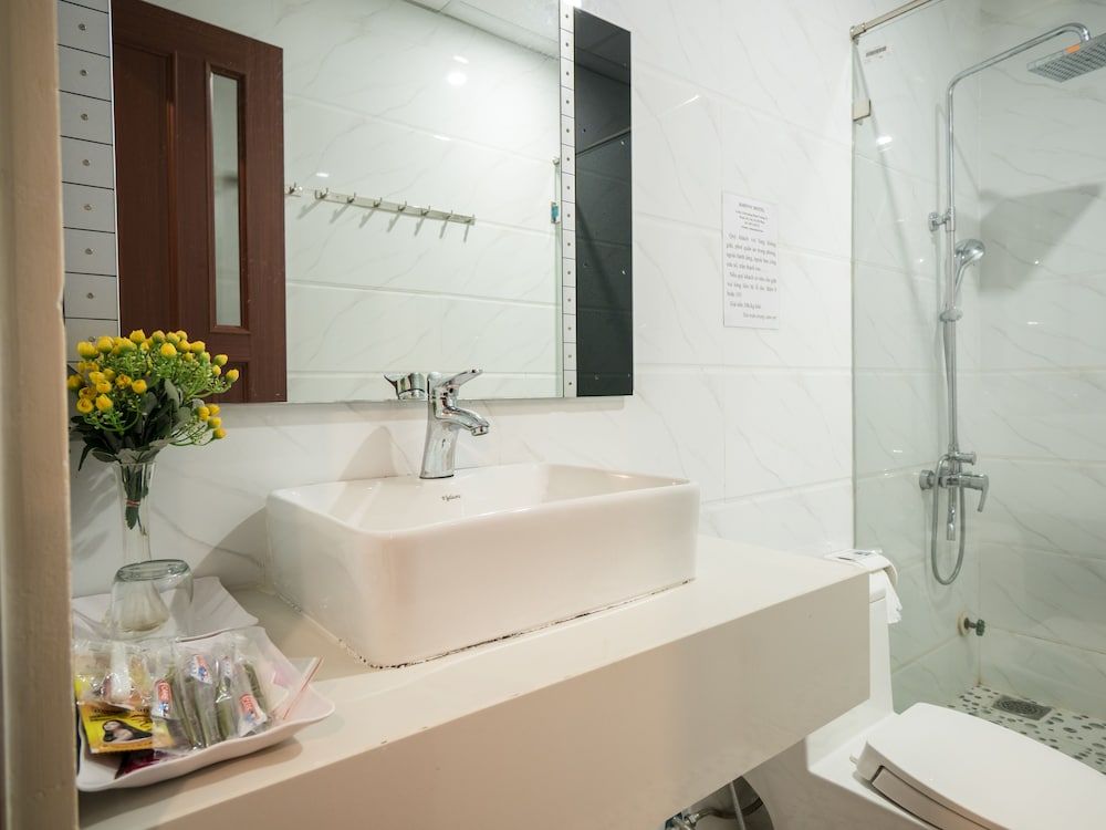 Johnny Hotel Deluxe Suite, City View 6