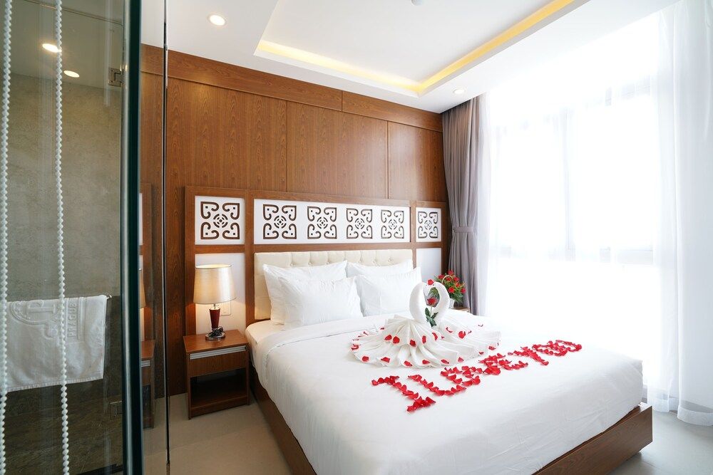 GIC Land 2 Hotel Suite Double 8