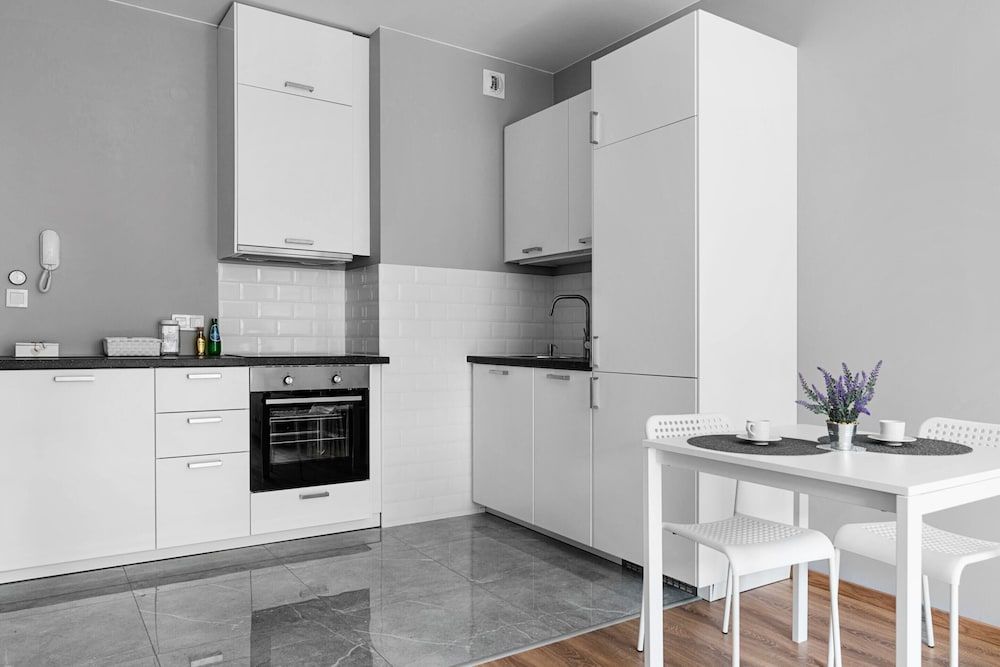 Warszawa-Wlochy Brilliant Apartment Comfort Apartment, 1 King Bed with Sofa bed 6