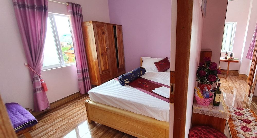 Single Room, 1 Double Bed