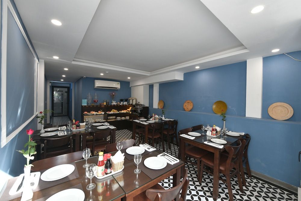 undefined Hanoi Elpis Central Hotel 6