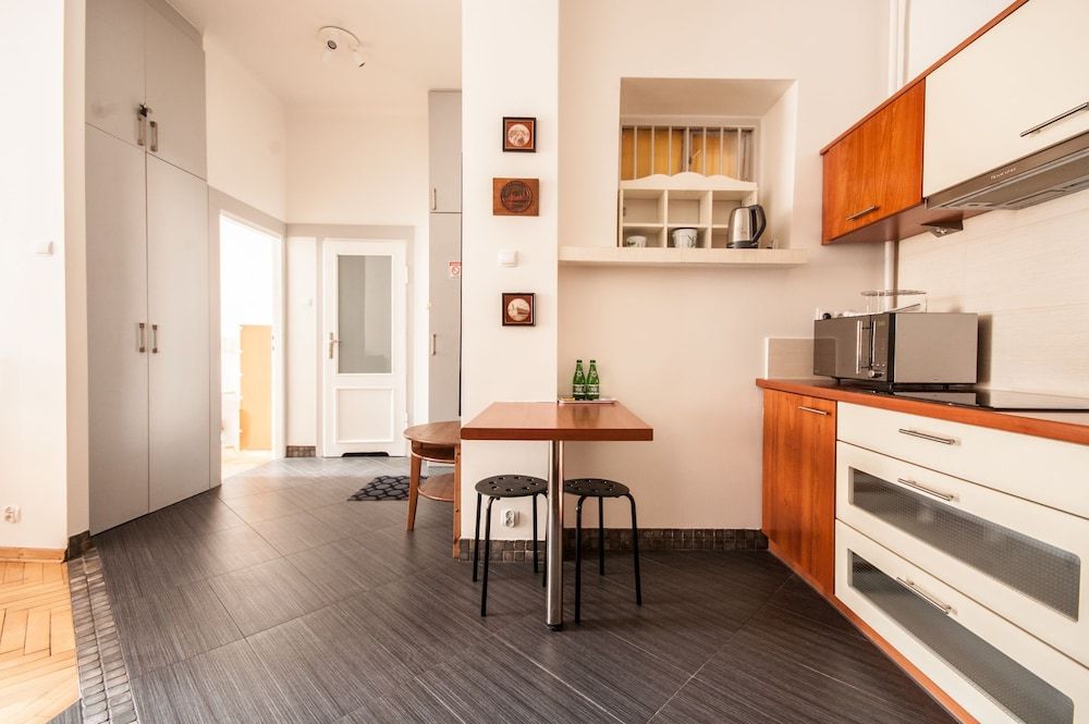 undefined Elegant Apartment Old Town V 8