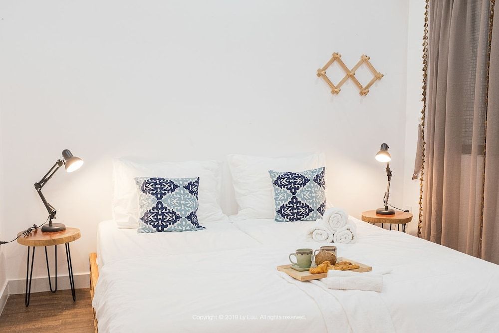 undefined Justay Bui Vien 2