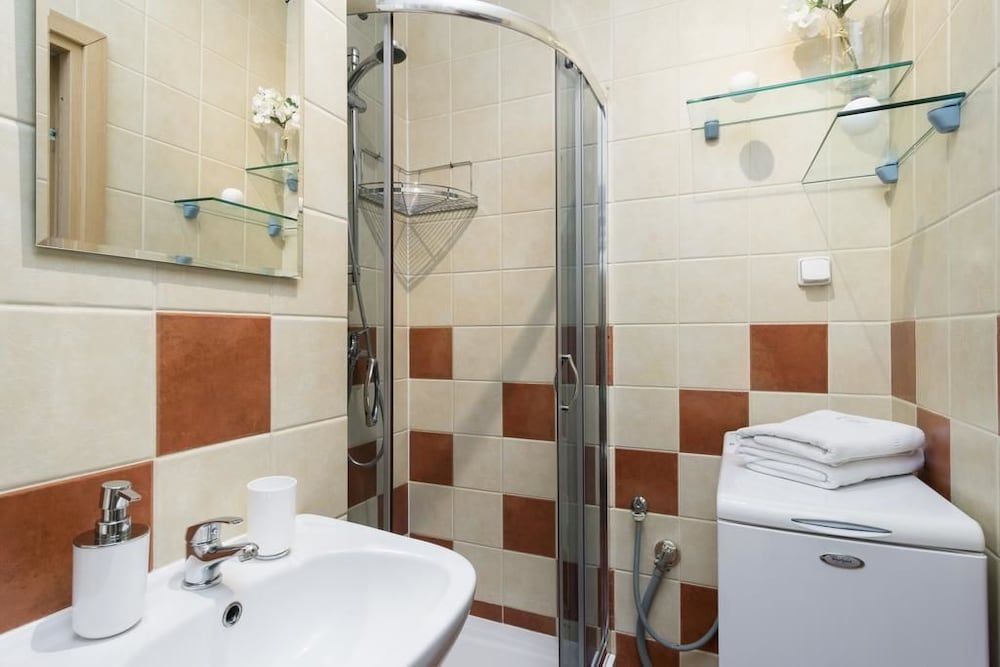 undefined Elite Apartments Sunflower Center 10