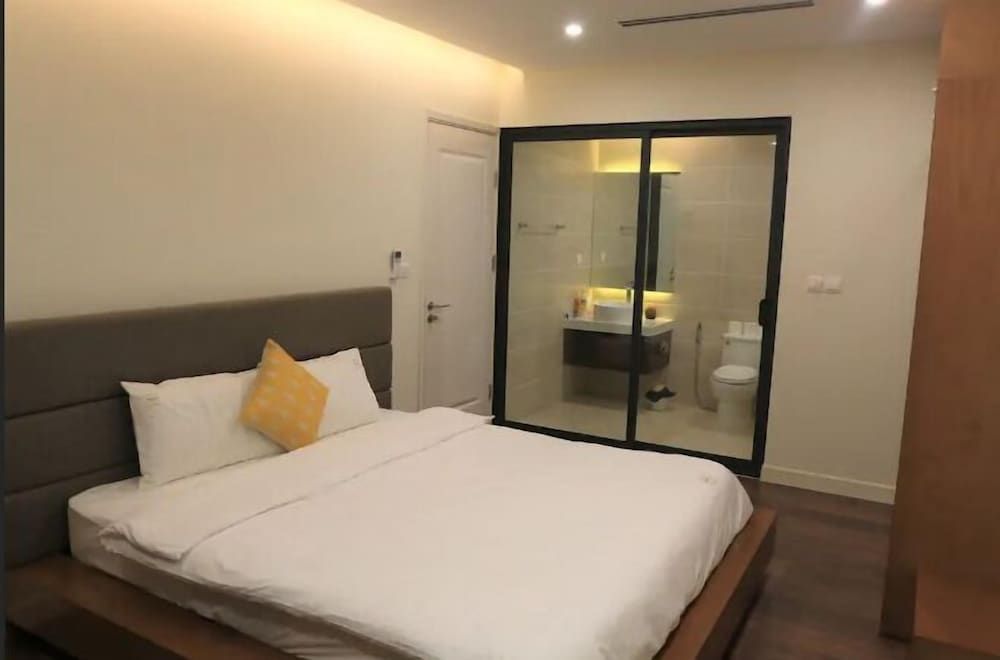 undefined Bayhomes Imperia Garden 5