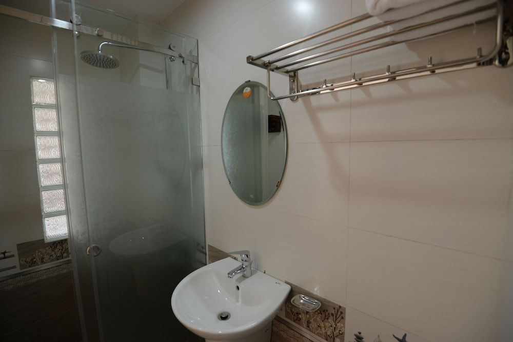 Bobo House Silver Room 10