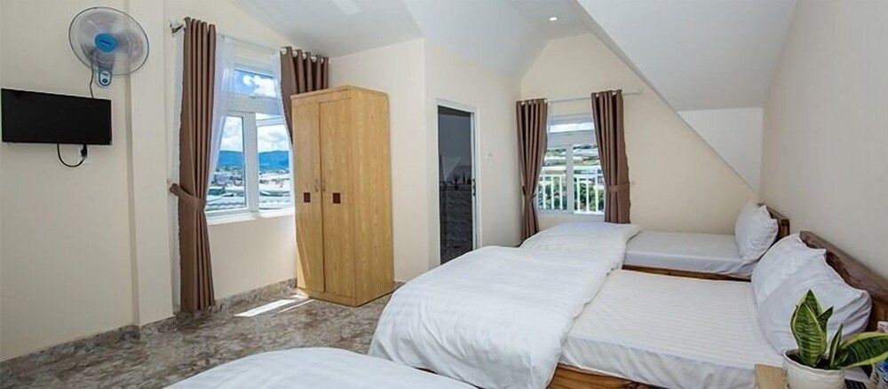 undefined Huong Anh Luxury Hotel Dalat