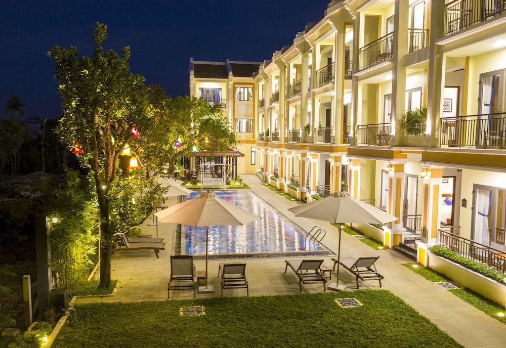 undefined A Hand Up Villas 5