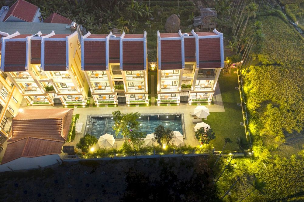 undefined A Hand Up Villas 4
