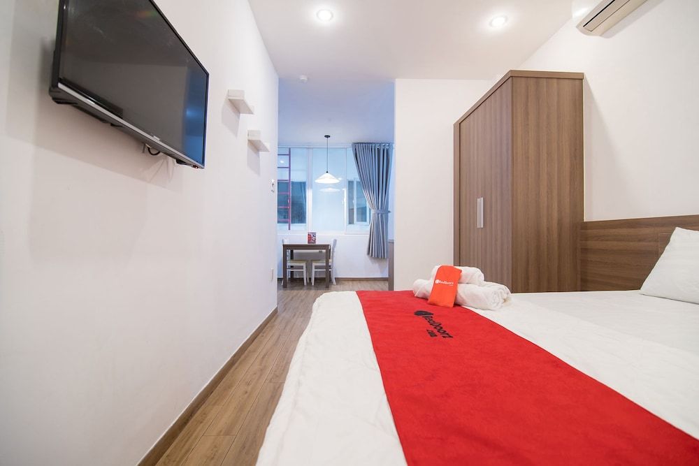 Reddoorz Plus Near Tan Dinh Market Double Room 4