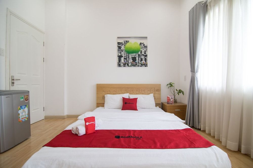 Reddooz Near Nguyen Hue Walking Street 2 - Hostel Double Room 4