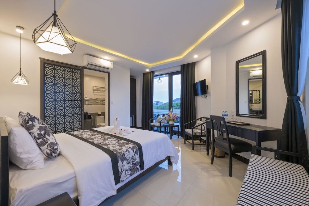 Grand Deluxe Double Room, Balcony