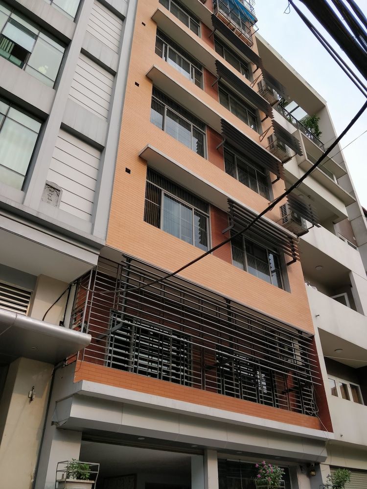 undefined Zody Apartment 3