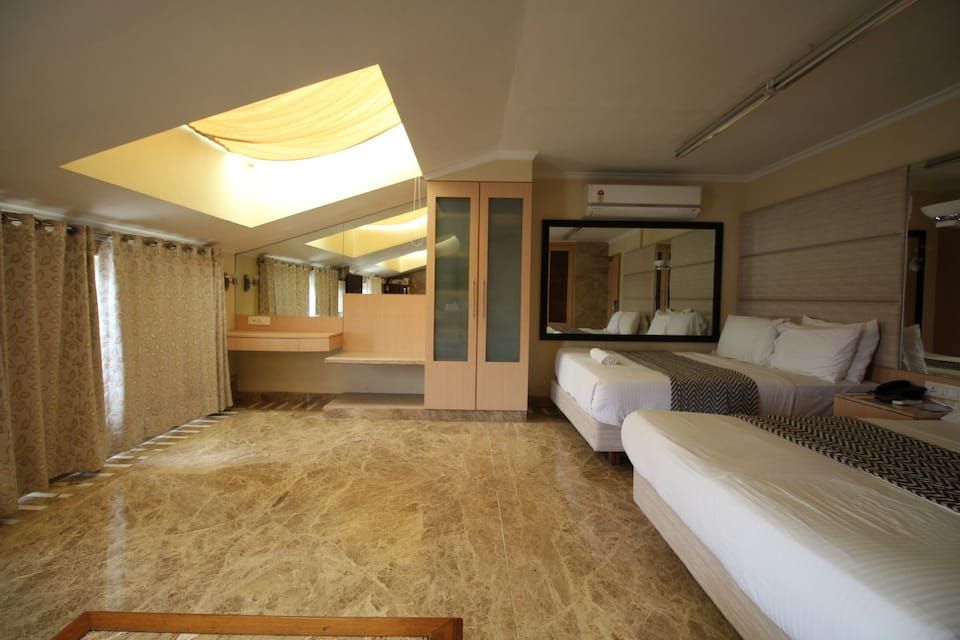 Regent Hotel Andheri, Airport