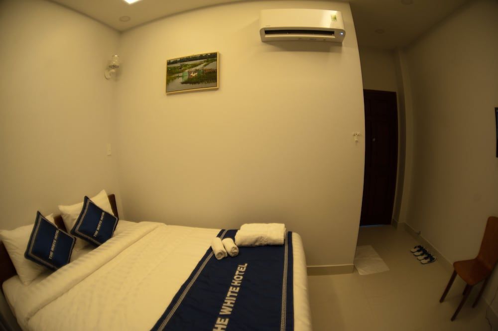 undefined The White House 10