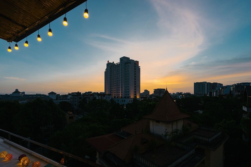 undefined Eden Westlake Hotel - The Art