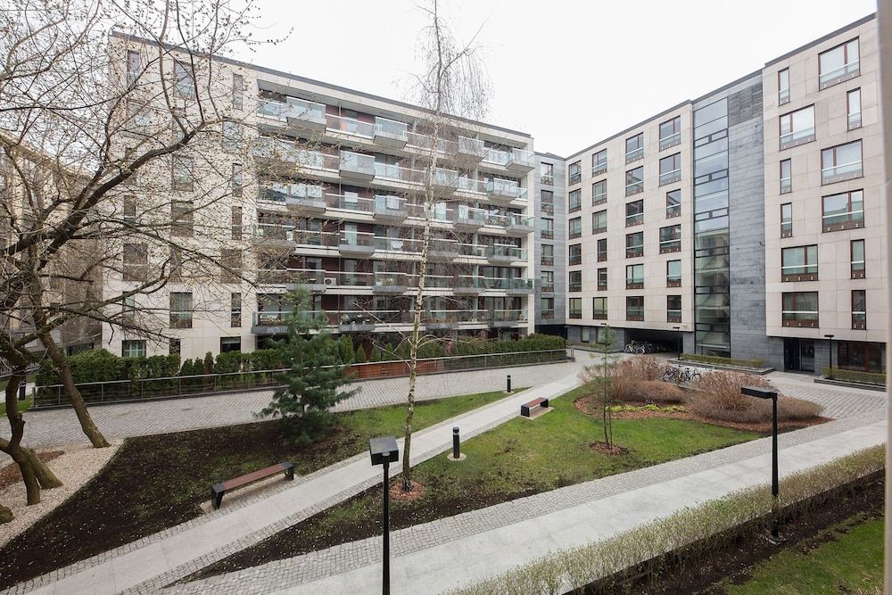 ShortStayPoland Leszczyńska - B14 Comfort Apartment, Courtyard View 15