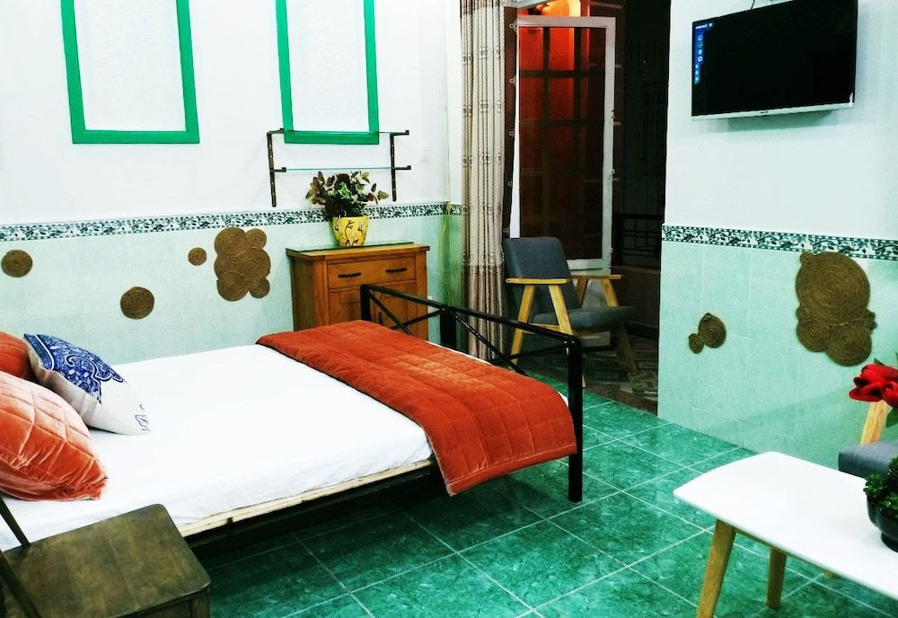 The An Nam Superior Studio 23