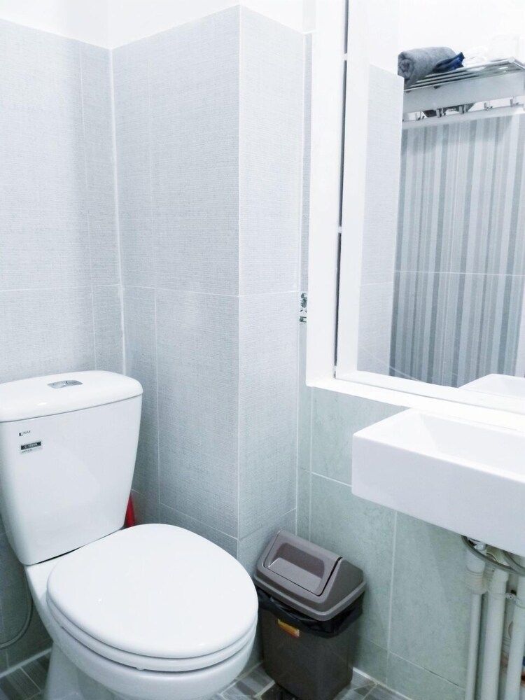 The An Nam Deluxe Studio 12