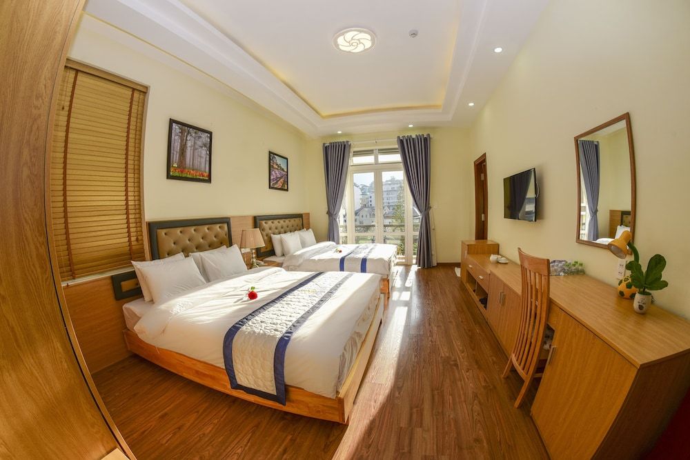 New Golf Valley Hotel Quadruple Room, Balcony (103) 5