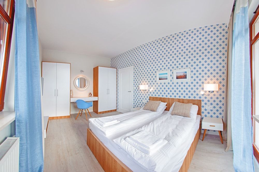 Apartment (22/6)