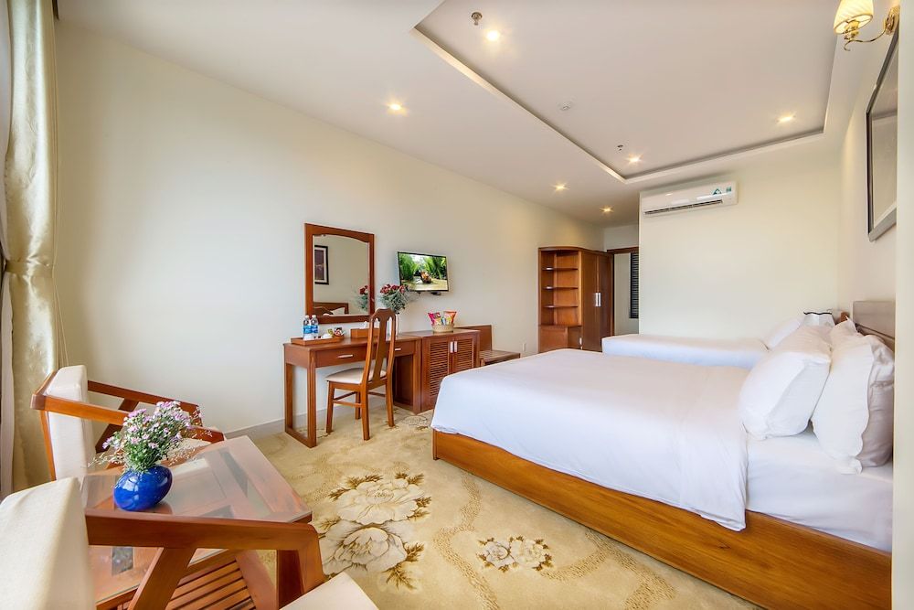 Phuoc My An Beach Hotel Grand Triple Room, Ocean View 2
