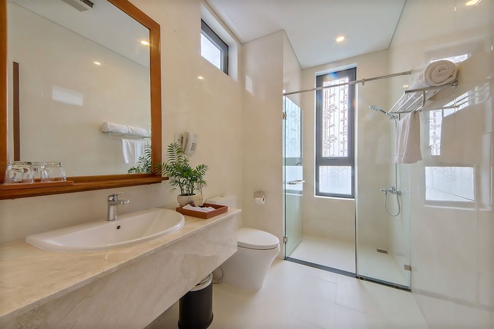 Phuoc My An Beach Hotel Grand Double Room, Ocean View 9