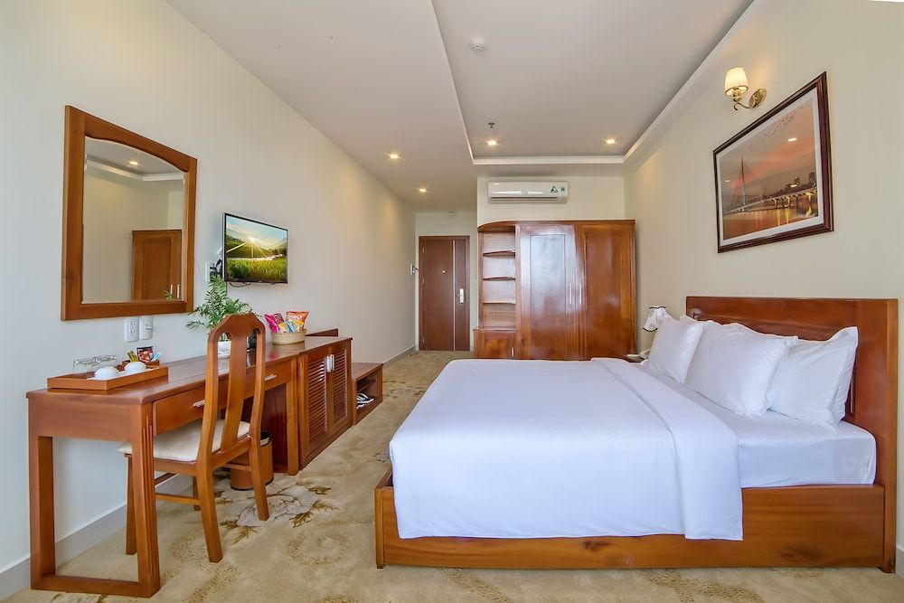 Phuoc My An Beach Hotel Superior Double Room, Partial Sea View 2