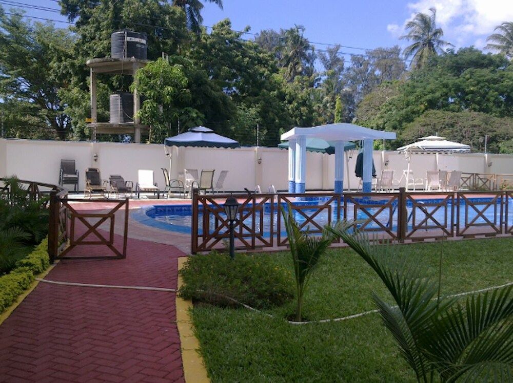 undefined Penthouse Near the Beach with WiFi 2