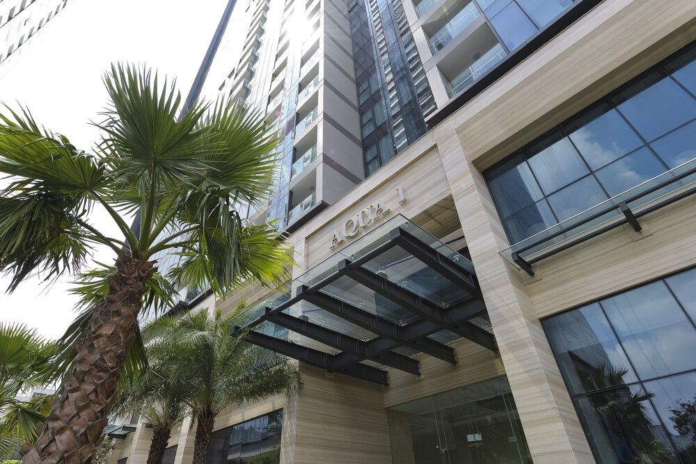 undefined Christina's Saigon - Vinhomes Golden River 2